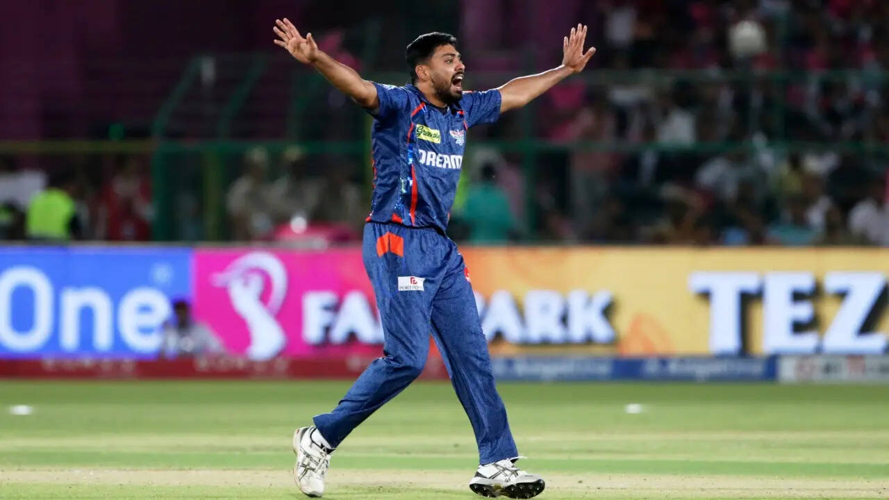 Avesh Khan's Death Over MasterClass Helps Lucknow Super Giants Snatch Thrilling 2-R Win vs Rajasthan Royals