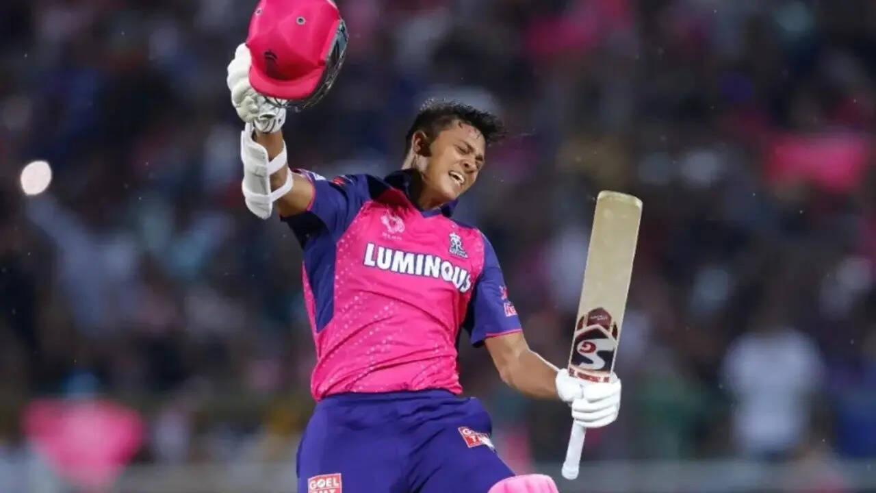'Cricket Can Make You Cry': Basit Ali Namedrops Prithvi Shaw in Brutal Warning to Yashasvi Jaiswal