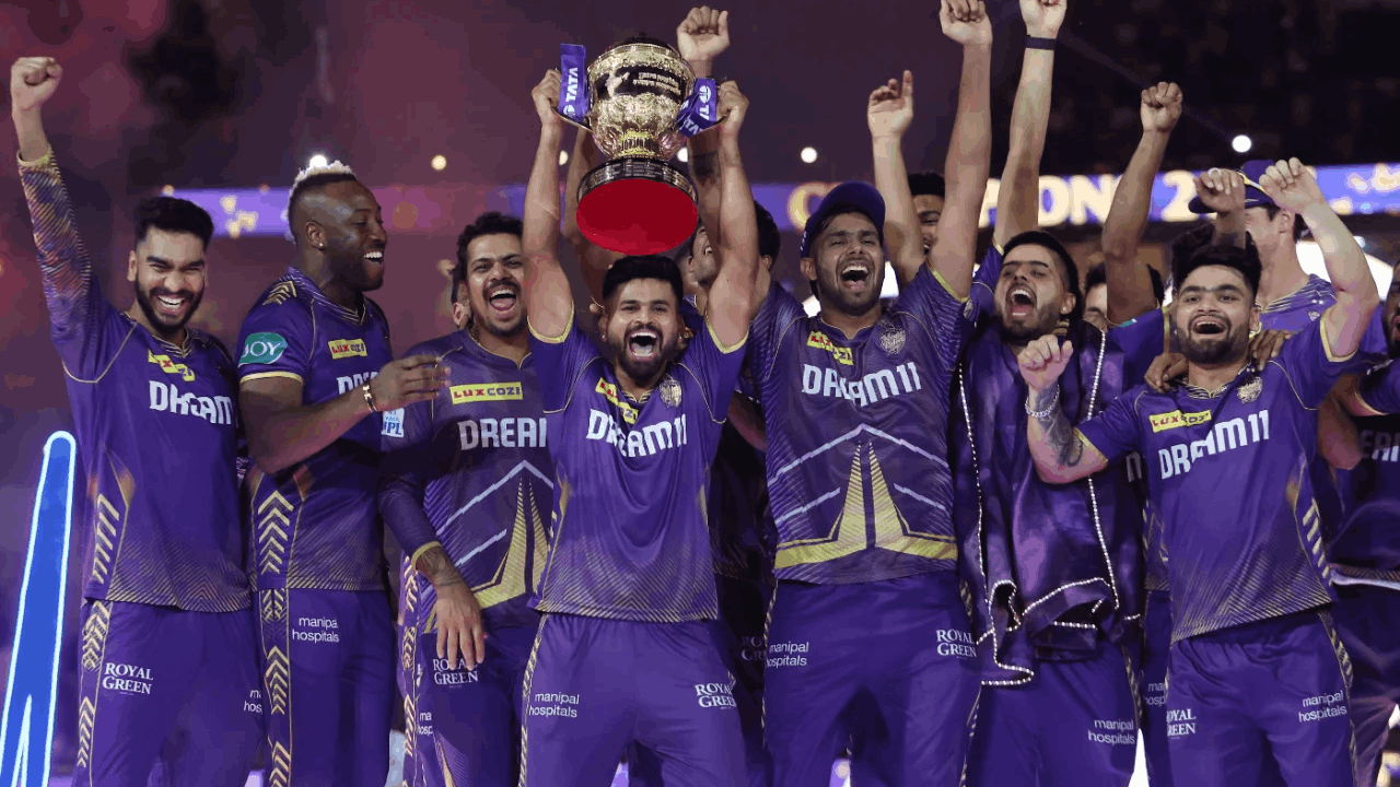 KKR IPL 2024 trophy bcci (2)