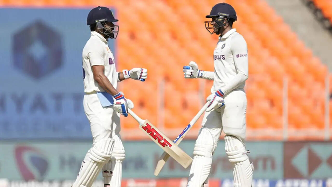 Virat Kohli and Shubman Gill