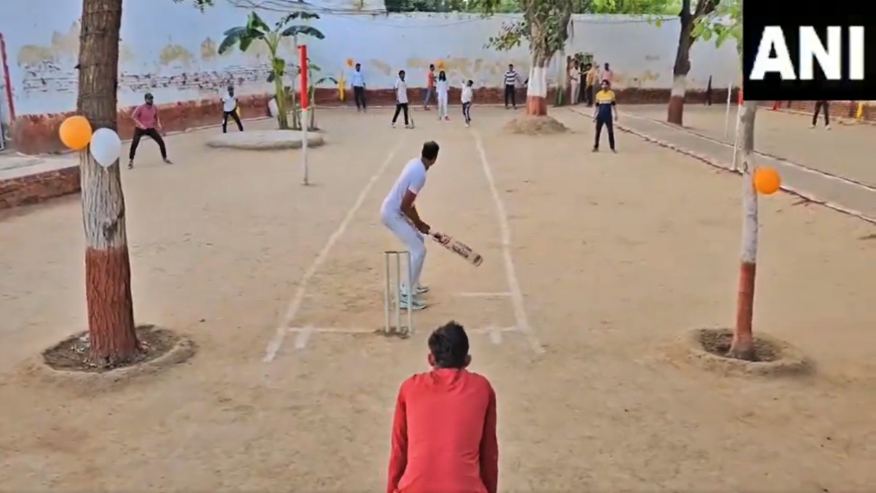 Knight Riders Lift 'Jail Premier League' Trophy - Viral Video Shows IPL Fever Behind Bars
