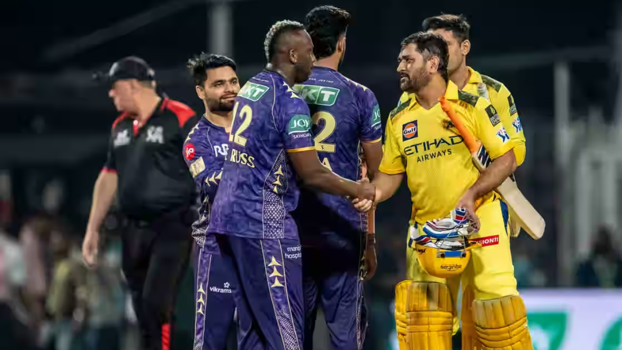 MS Dhoni andre Russell IPL 2025 CSK KKR IPL 2025