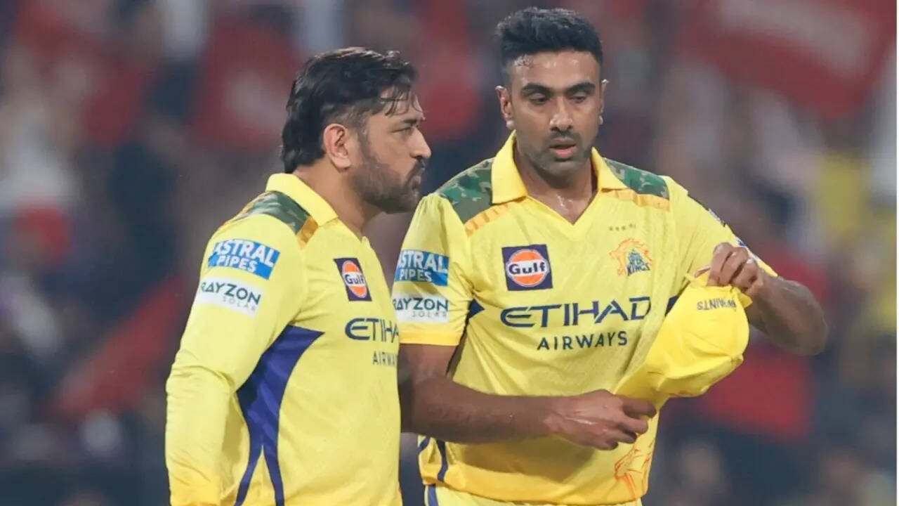 R Ashwin Predicted to Be Released By CSK after Poor Performans in IPL 2025